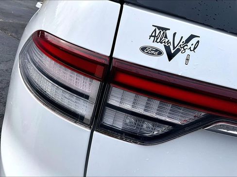 Used 2020 Lincoln Aviator Reserve w/ Equipment Group 202A image 30