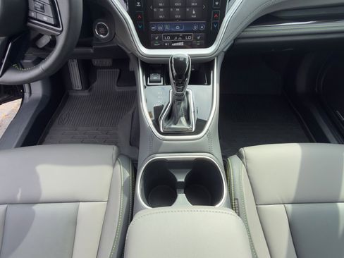 Used 2025 Subaru Outback Onyx Edition image 20