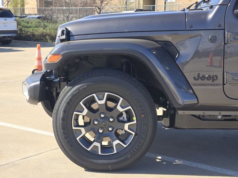 New 2026 Jeep Gladiator Mojave AWD/4WD image 5