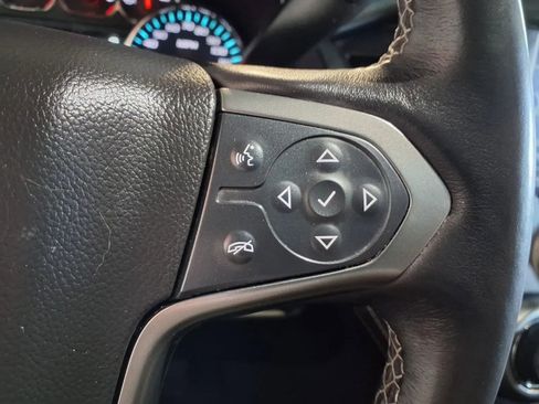Used 2018 Chevrolet Suburban LT AWD/4WD image 27