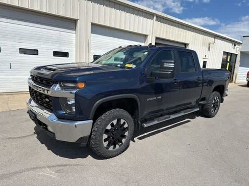 Used 2020 Chevrolet Silverado 2500 LT w/ All Star Edition image 13