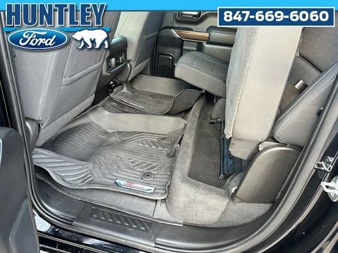 Used 2022 Chevrolet Silverado 1500 LT Trail Boss w/ Convenience Package II image 13