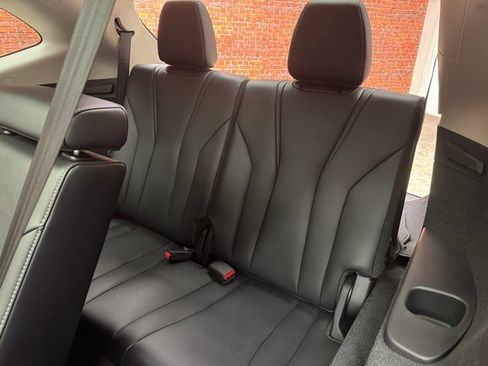 Used 2023 Acura MDX SH-AWD w/ Technology Package image 26