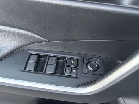 Used 2025 Toyota RAV4 LE image 20