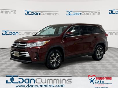 Used 2019 Toyota Highlander LE