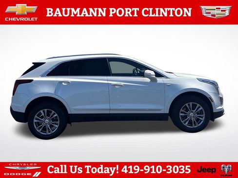Used 2022 Cadillac XT5 Premium Luxury w/ Technology Package AWD/4WD image 7