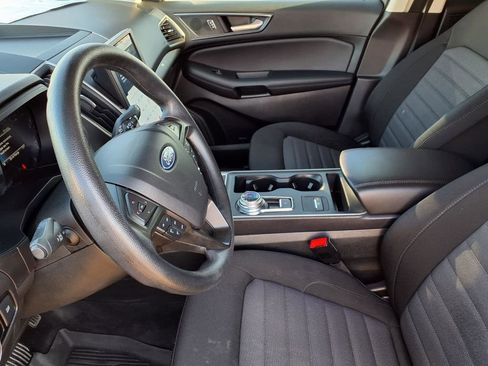 Used 2024 Ford Edge SE image 16