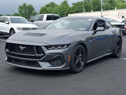 Used 2024 Ford Mustang GT RWD image 6