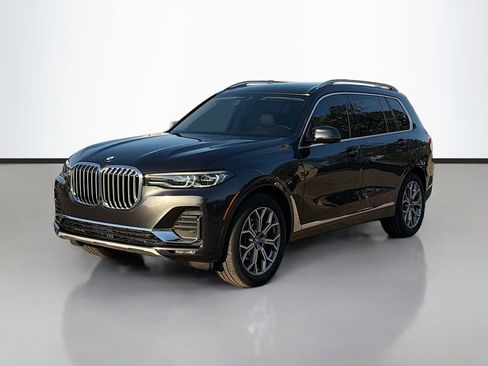 Used 2022 BMW X7 xDrive40i w/ Premium Package image 7