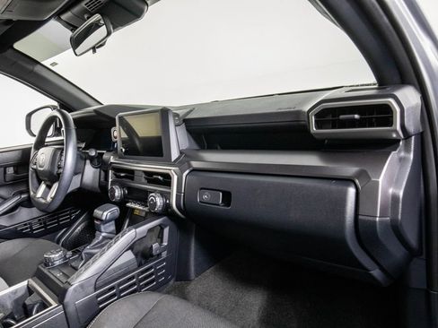 Used 2025 Toyota 4Runner TRD Off-Road AWD/4WD image 18