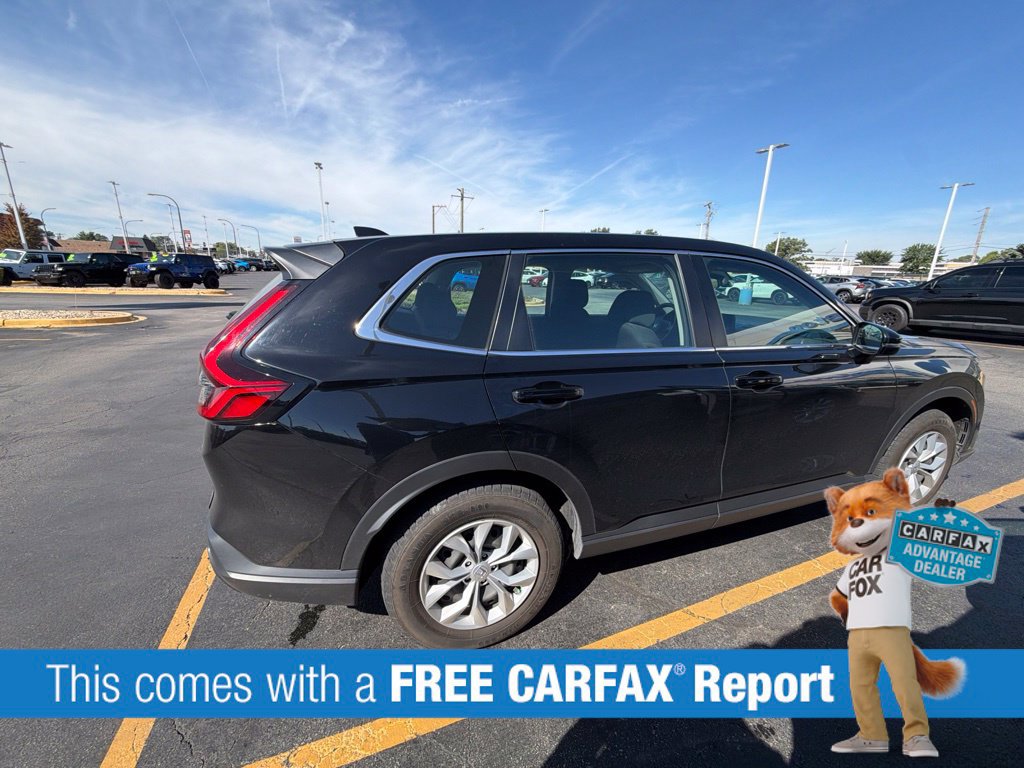 Used 2023 Honda CR-V LX image 2