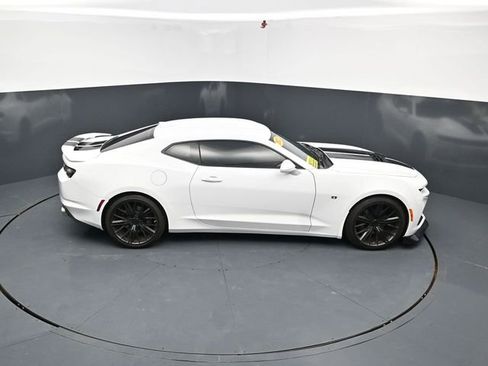 Used 2021 Chevrolet Camaro SS RWD image 42