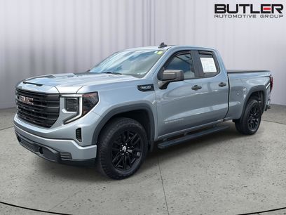 Used 2023 GMC Sierra 1500 Pro w/ Graphite Edition