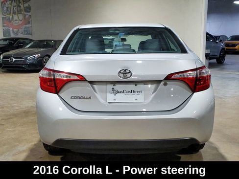 Used 2016 Toyota Corolla L FWD image 11