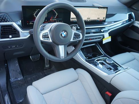 New 2026 BMW X5 xDrive40i w/ M Sport Package image 13