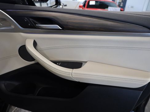 Used 2021 BMW X4 M w/ Executive Package image 38