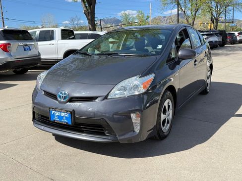Used 2013 Toyota Prius Two FWD image 8