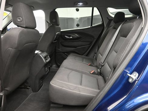 Used 2022 GMC Terrain SLE w/ Driver Convenience Package AWD/4WD image 12