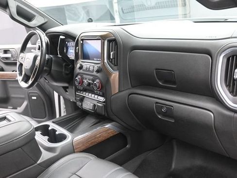 Used 2021 Chevrolet Silverado 1500 High Country w/ Technology Package AWD/4WD image 28