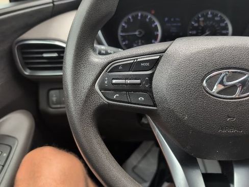 Used 2020 Hyundai Santa Fe SE FWD image 16