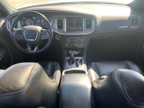 Used 2021 Dodge Charger SXT w/ Leather Interior Group RWD image 15