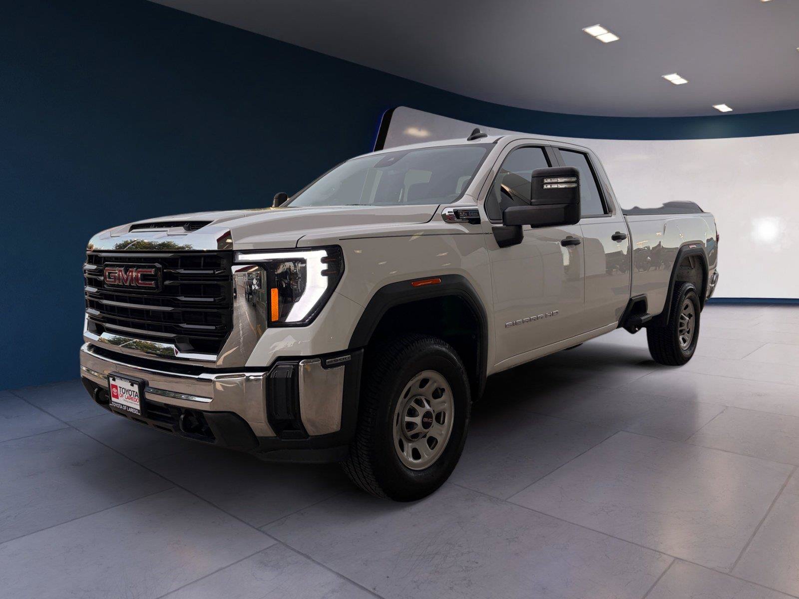 Used 2024 GMC Sierra 2500 Pro RWD image 1
