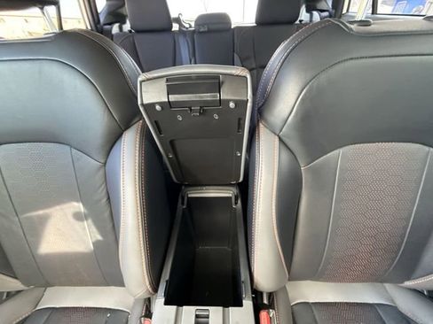 Used 2025 Subaru Crosstrek 2.5i Limited w/ Crosstrek Mirror Package image 20