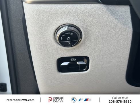 Used 2026 Mercedes-Benz GLC 300 4MATIC image 23