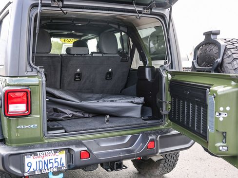 Used 2024 Jeep Wrangler Willys image 30