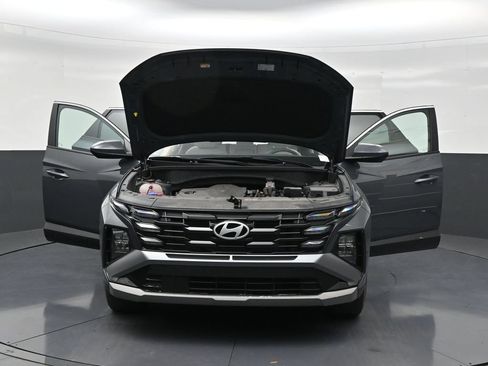 Used 2025 Hyundai Tucson SEL FWD image 33