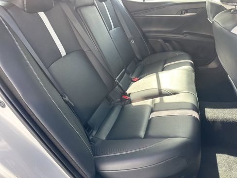Used 2025 Toyota Camry SE image 25