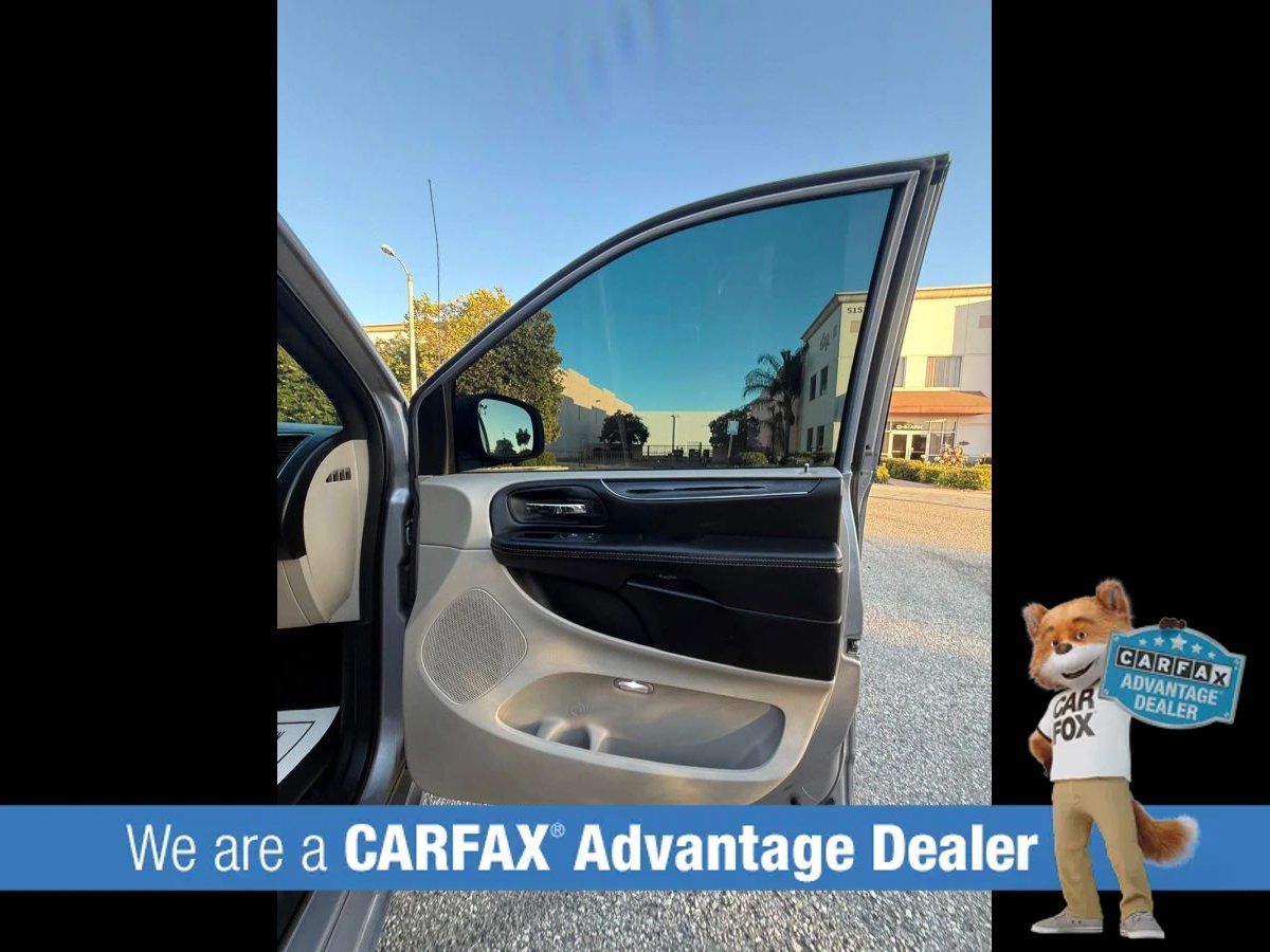 Used 2018 Dodge Grand Caravan SXT FWD image 58
