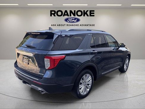 Used 2024 Ford Explorer Limited w/ Limited Technology Package AWD/4WD image 11