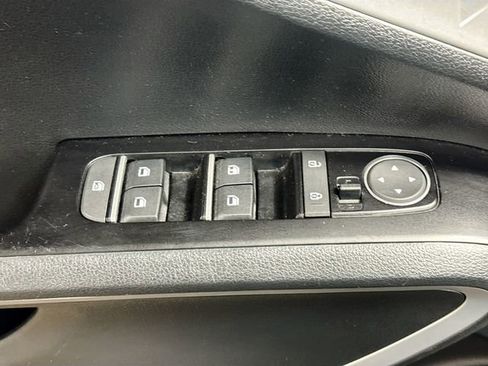 Used 2023 Kia Soul LX w/ LX Technology Package image 17