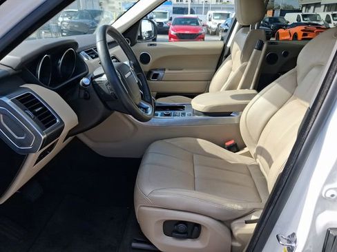 Used 2017 Land Rover Range Rover Sport SE AWD/4WD image 12
