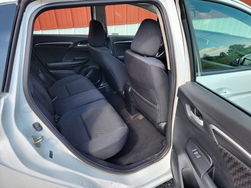 Used 2019 Honda Fit EX image 26