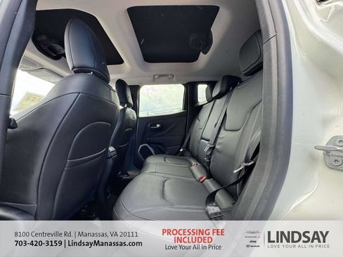 Used 2015 Jeep Renegade Limited FWD image 14