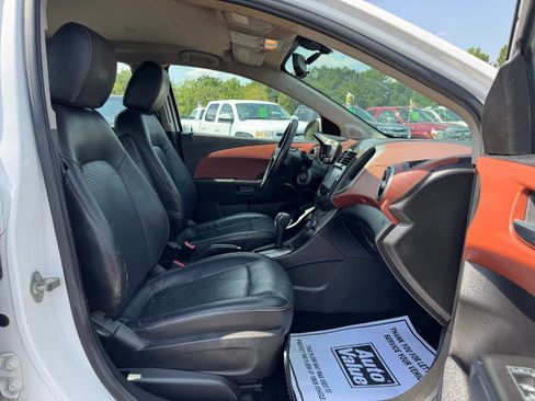 Used 2015 Chevrolet Sonic LTZ FWD image 18