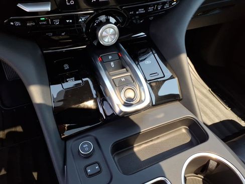 Certified 2026 Acura MDX SH-AWD w/ Technology Package image 22