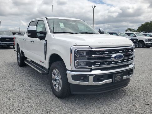New 2026 Ford F250 Lariat w/ Lariat Premium Package image 2