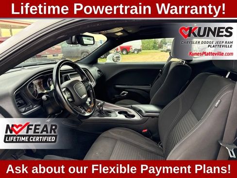 Used 2019 Dodge Challenger SXT RWD image 18