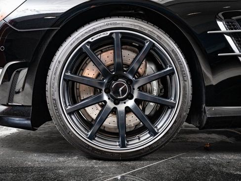 Used 2013 Mercedes-Benz SL 63 AMG image 14