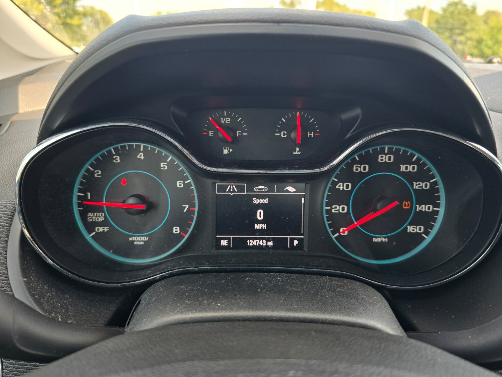 Used 2018 Chevrolet Cruze LS FWD image 20