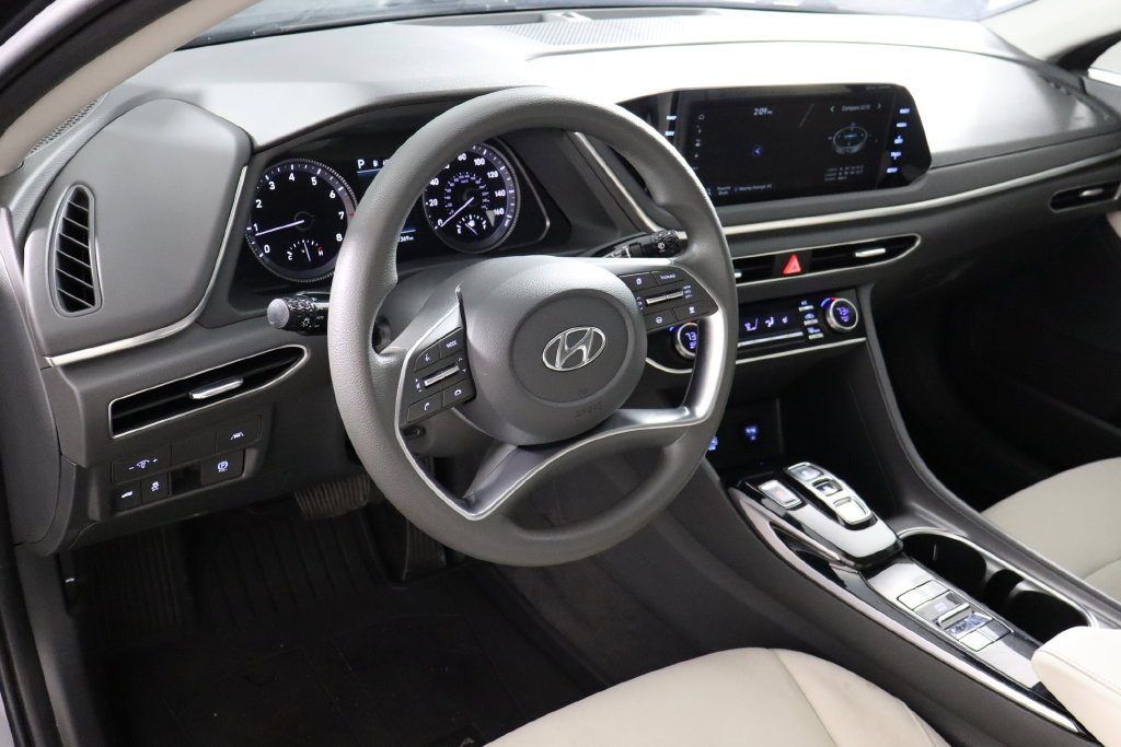 Used 2023 Hyundai Sonata SEL w/ Preferred Accessory Package FWD image 18