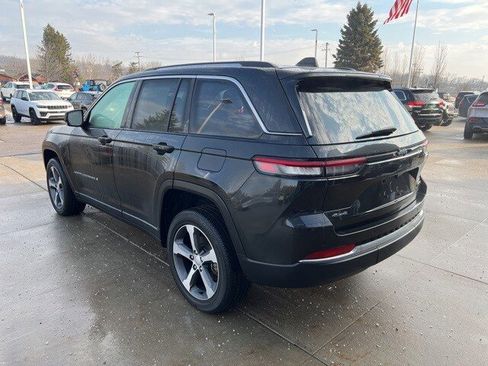 Certified 2023 Jeep Grand Cherokee Limited image 4