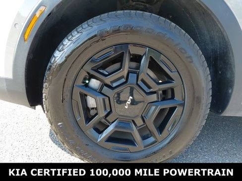 Certified 2024 Kia Sorento SX Prestige w/ Olive Brown Leather Package image 10