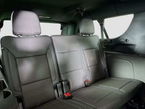 New 2026 GMC Yukon XL Denali AWD/4WD image 29