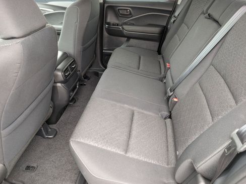 Used 2025 Honda Ridgeline Sport image 27