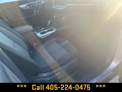 Used 2025 Chevrolet Blazer LT w/ Midnight/Sport Edition FWD image 23