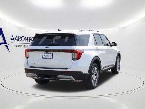 New 2026 Ford Explorer Platinum AWD/4WD image 4